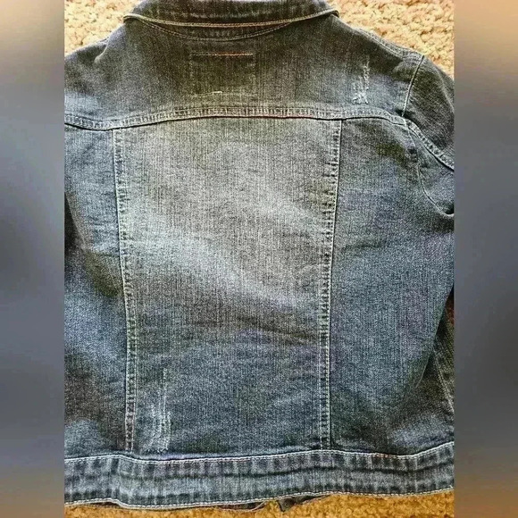 American Rag Dark Wash Distressed Denim/ Jean Jacket, Size Large - Picture 6 of 7